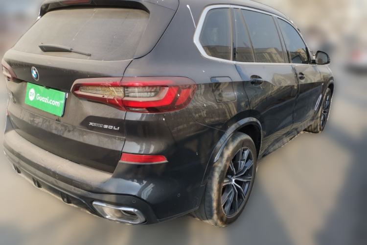 Used BMW X5 2022 xDrive 30Li Luxury M Sport Package