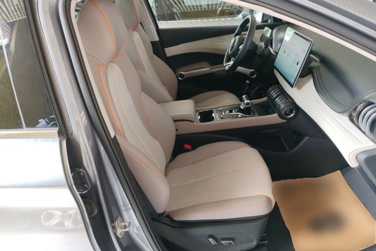 Used BYD Yuan PLUS 2023 Champion Edition 510KM Excellence Model
