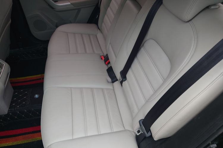 Used Venucia T90 2017 2.0L CVT Smart Edition
