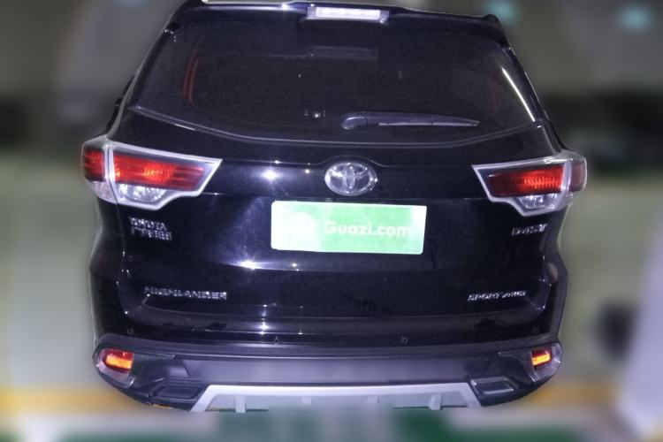 Used Toyota Highlander 2017 2.0T Four-Wheel Drive Luxury Edition 7 Seats Rear