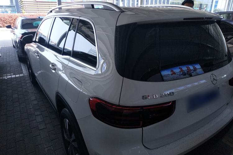 Used Mercedes-Benz GLB 2024 GLB 200 Dynamic Edition Rear Left 45 Deg