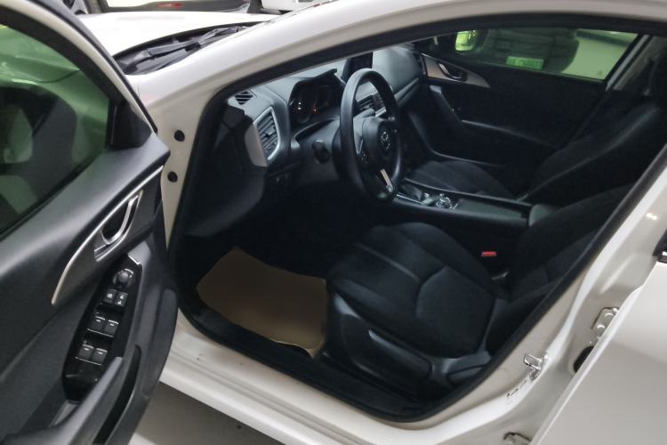 Used Mazda Mazda 3 Axela 2017 Sedan 1.5L Automatic Luxury Model Emission Standard China V
