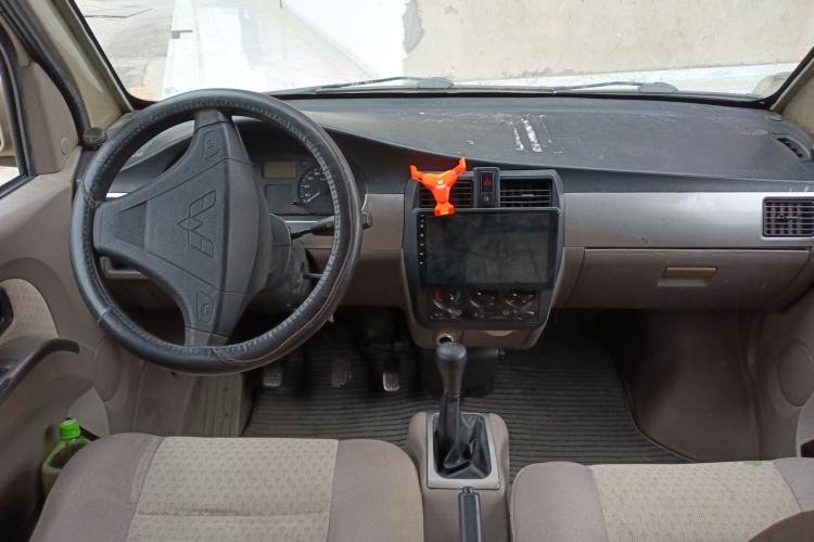 Used Wuling Rongguang 2011 1.2L Standard Version
