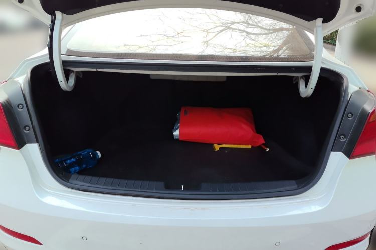 Used Hyundai Mistra 2014 1.8L Automatic Smart GLS
