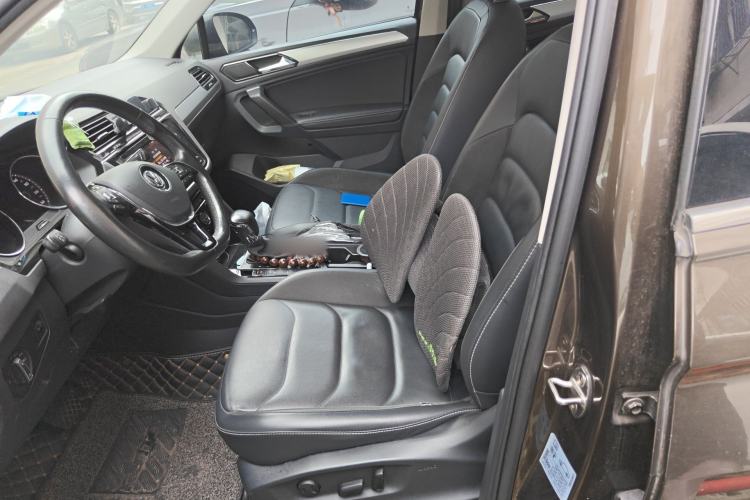 Used Volkswagen Tiguan L 2019 330TSI Automatic Two-Wheel Drive Smart Luxury Version China V Emission Standard