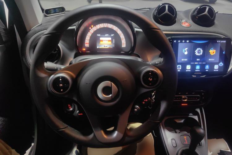 Used smart fortwo 2019 0.9T 66kW Hardtop Wind Power Edition China VI