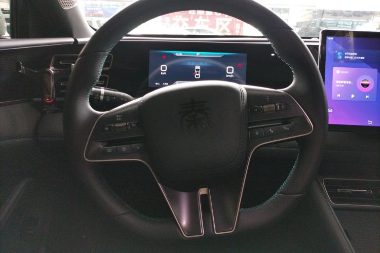 Used BYD Qin L 2024 DM-i 120KM Leading Model
