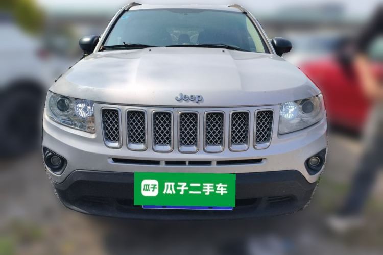 Used Jeep Compass 2011 2.0L two-wheel drive sport version