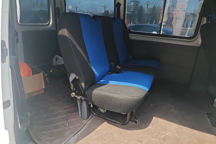 Used Ford Classic Transit 2015 2.8T Diesel Multi-Function Vehicle Short Wheelbase 6-Seater Mid-Roof Edition JX493ZLQ4