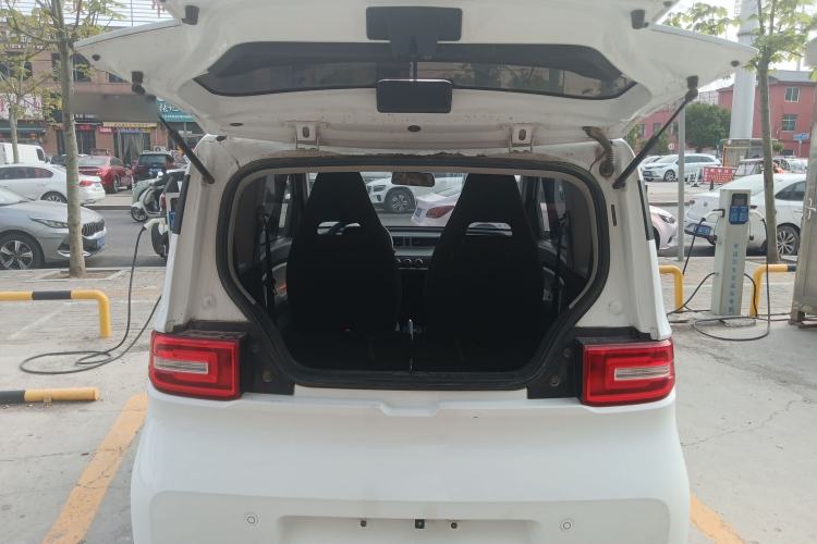 Used Wuling Hongguang MINIEV 2020 Zizai Version Lithium-NMC Trunk
