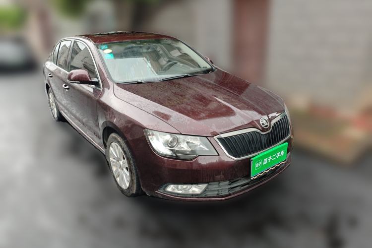 Used Skoda Superb 2013 1.4TSI DSG Sport Edition Front Right 45 Deg