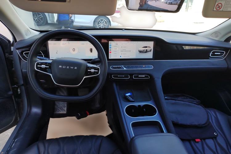 Used Roewe D7 2023 DMH 125km Flagship Edition Center Console