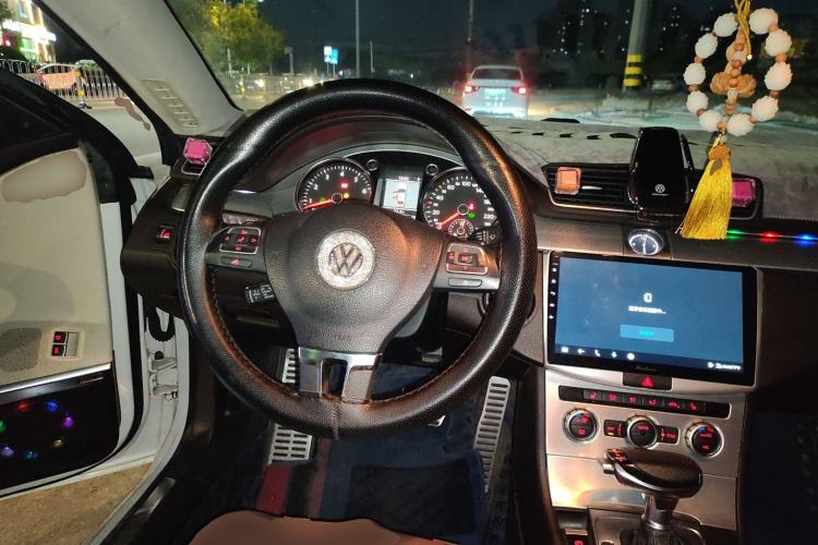 Used Volkswagen FAW-Volkswagen CC 2013 3.0 FSI V6 Steering Wheel