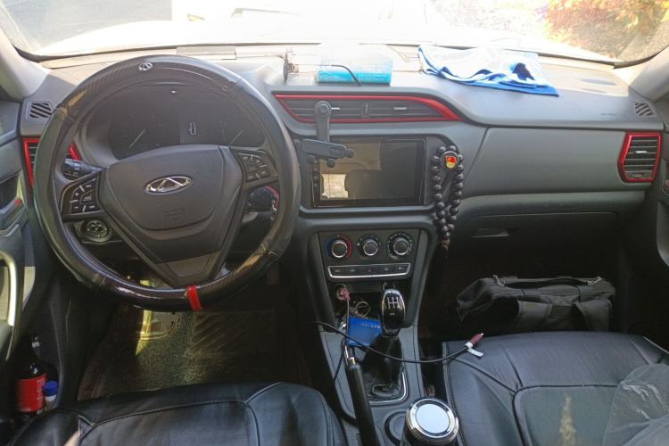 Used Chery Tiggo 3 2016 1.6L Manual Fashion Edition Center Console