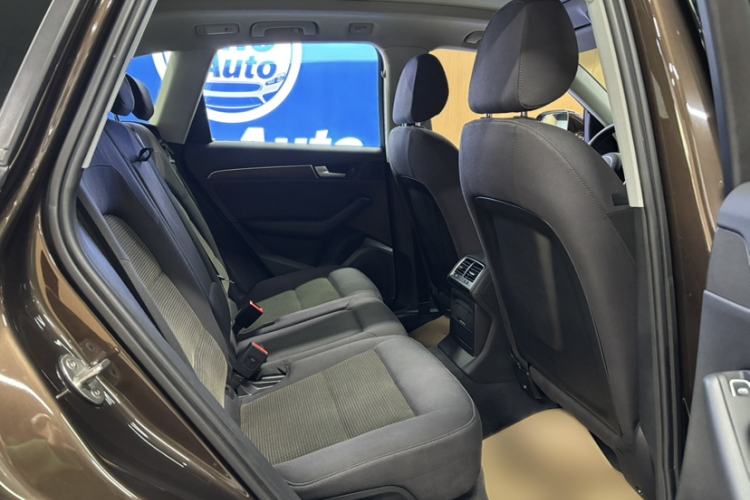 Used Audi Q5 2016 40 TFSI Trendy Edition Interior 5