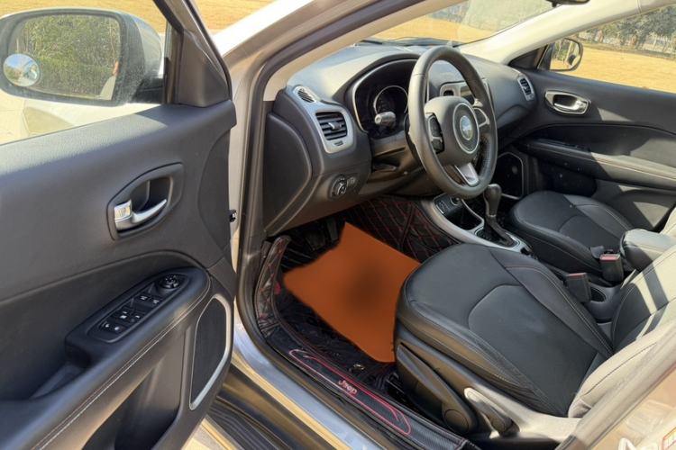 Used Jeep Compass 2017 200T Automatic Family Edition