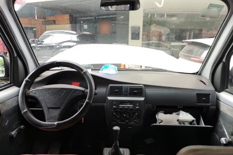Used Wuling Rongguang 2012 1.5L Extended Basic Version
