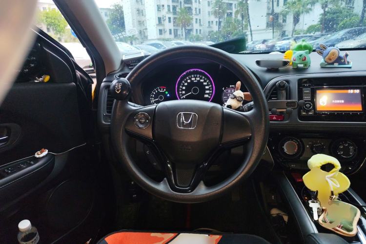 Used Honda Vezel 2017 1.8L CVT Front-Wheel Drive Pioneer Edition
