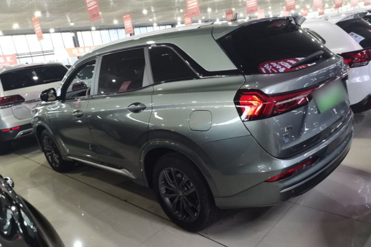 Used Landian E5 2024 Honor Edition 100KM Deluxe 7-Seater