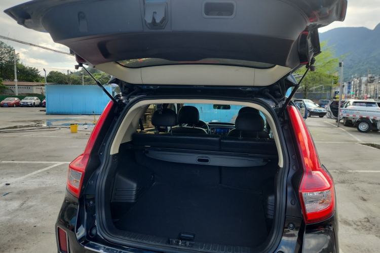 Used Geely Auto Vision X6 2016 1.8L Manual Luxury Model Trunk