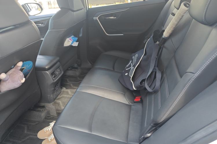 Used Toyota RAV4 2022 2.0L CVT Two-Wheel Drive Fashion Plus Edition