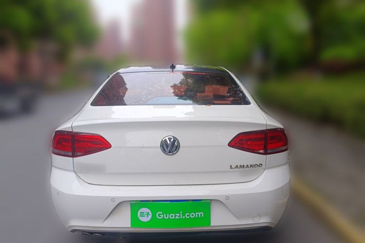 Used Volkswagen Lamando 2018 280TSI DSG Comfort Edition
