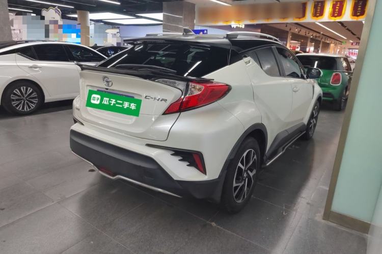 Used Toyota C-HR 2018 2.0L Leading Edition China VI