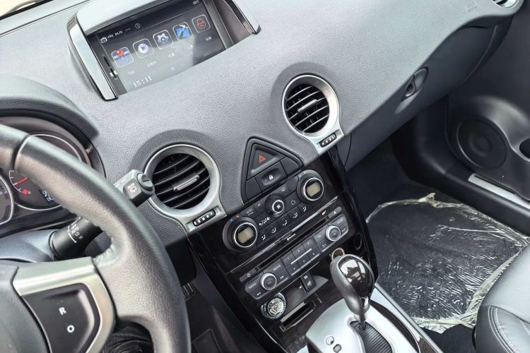 Used Renault Koleos 2014 2.5L Two-Wheel Drive Comfort Edition
