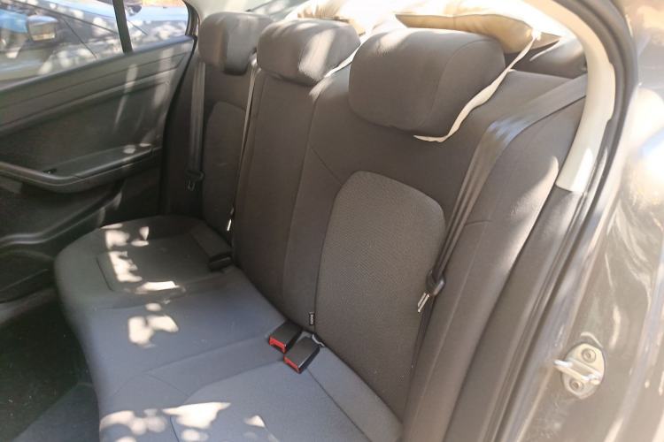 Used Volkswagen Jetta 2015 Value Edition 1.6L Automatic Fashion Version
