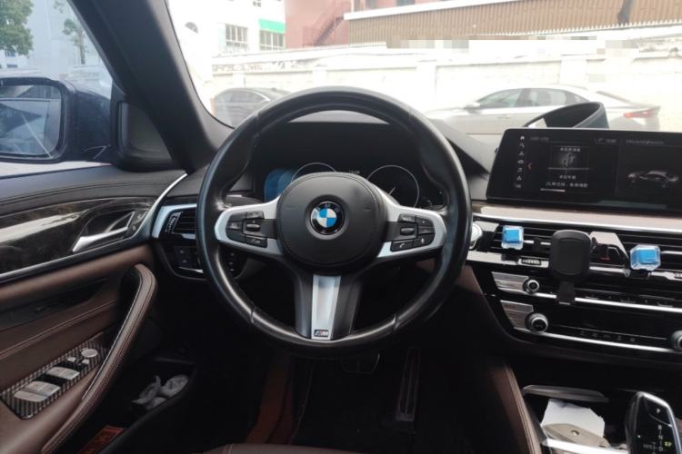 Used BMW 5 Series 2019 525Li M Sport Package Steering Wheel
