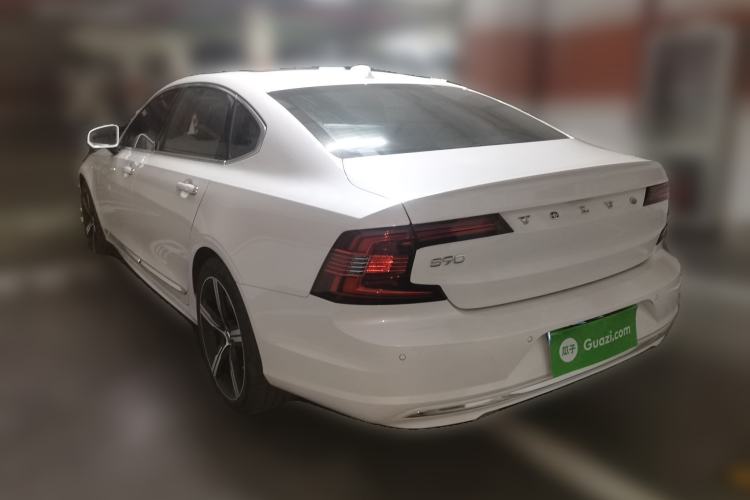 Used Volvo S90 2021 B5 Zhiyuan Luxury Edition
