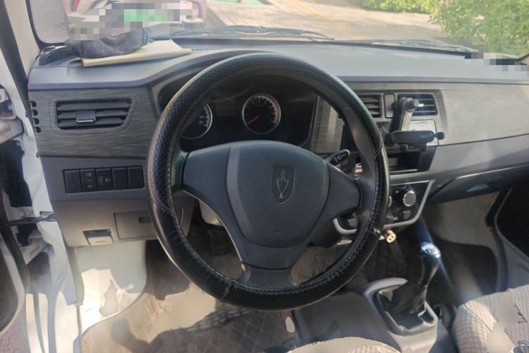 Used Jinbei Hiace X30 2022 1.5L Cargo Version China VI SWC15M Steering Wheel