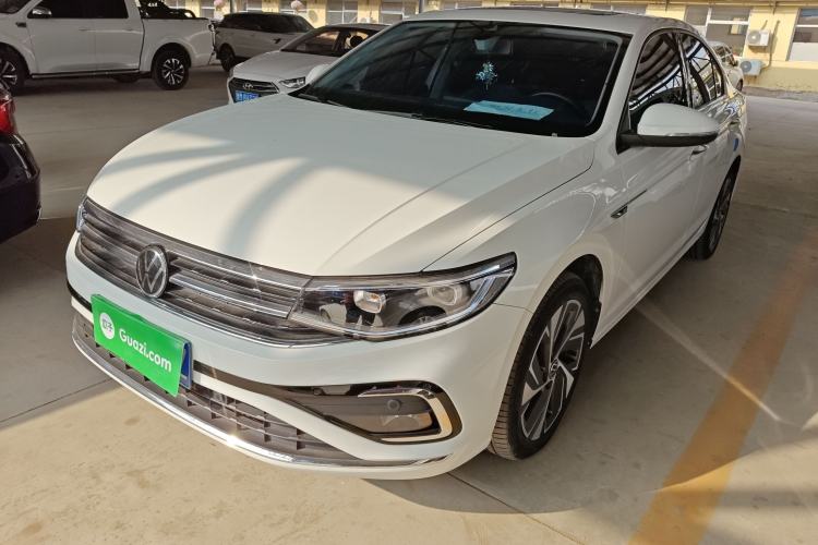 Used Volkswagen Bora 2023 300TSI DSG Prestige Edition