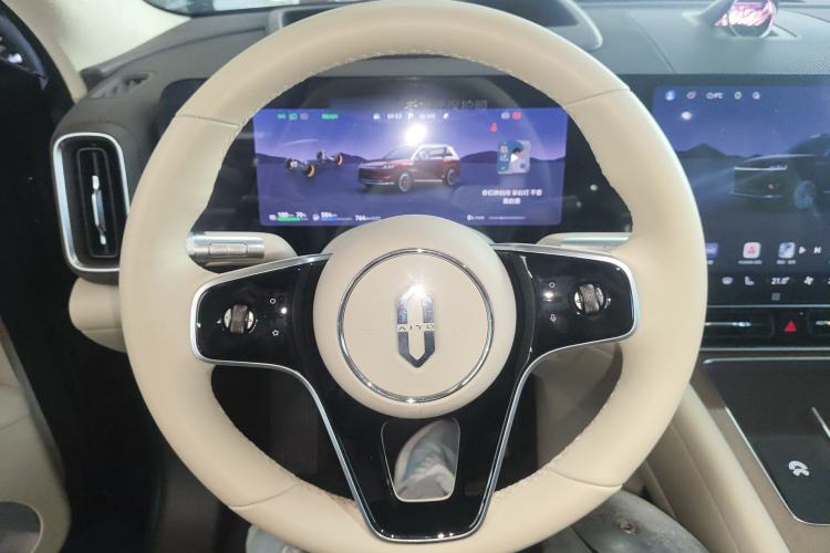 Used Hima AITO M9 2025 Extended-Range Ultra Version 52 kWh 6-Seater Steering Wheel