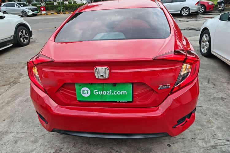 Used Honda Civic 2016 220TURBO CVT Luxury Edition
