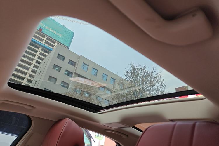 Used Mercedes-Benz C-Class 2015 Facelift C 200 L