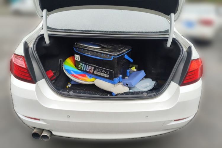 Used BMW 5 Series 2017 528Li Leading Model
