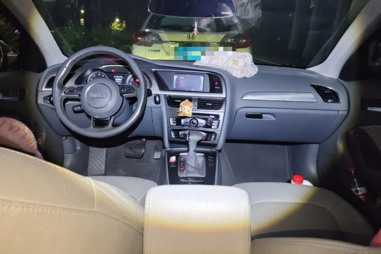 Used Audi A4L 2013 35 TFSI Automatic Standard Model
