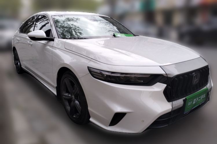 Used Honda Inspire 2023 260TURBO Deluxe Edition Front Right 45 Deg