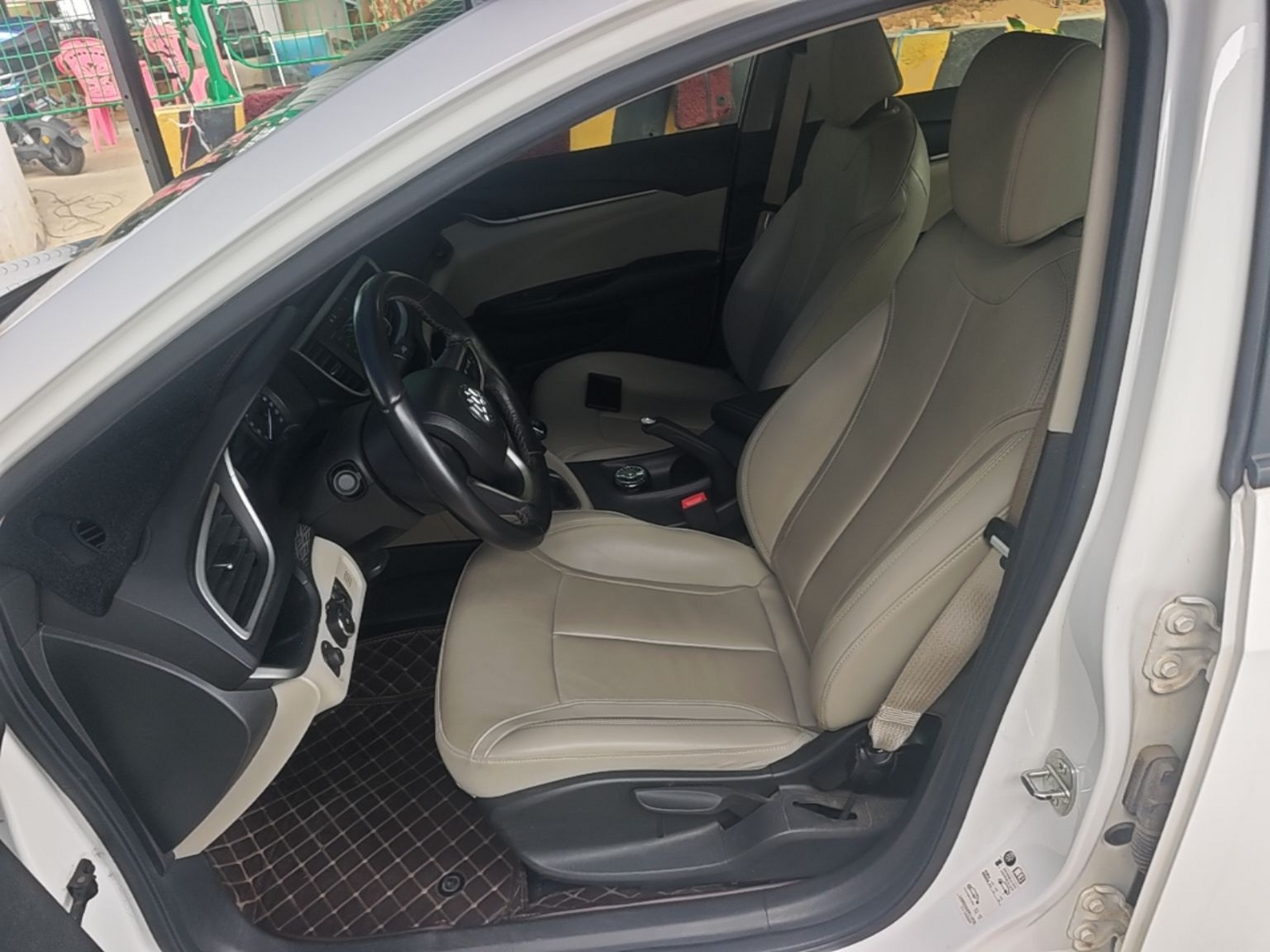 Interior delantero
