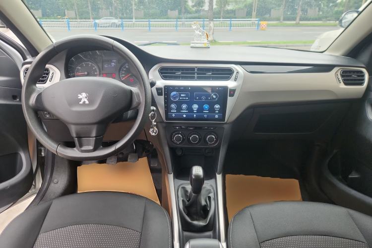 Used Peugeot 301 2018 1.6L Manual Comfort Edition Center Console