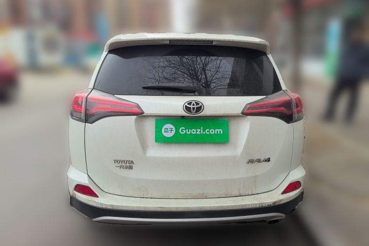 Used Toyota RAV4 2019 2.0L CVT Two-Wheel Drive ZhiShang Version China VI Standard