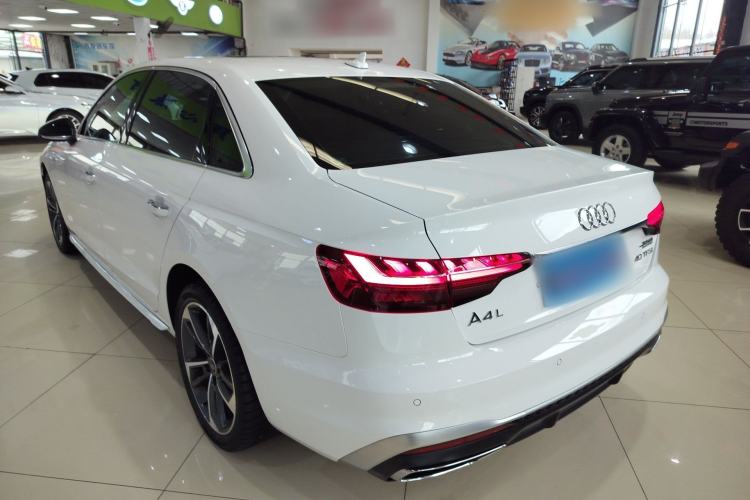 Used Audi A4L 2022 40 TFSI Fashion Dynamic Model
