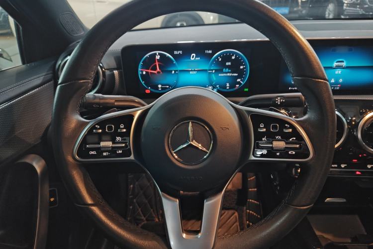Used Mercedes-Benz A-Class 2020 Facelift A 180 L Sport Sedan Special Configuration Steering Wheel