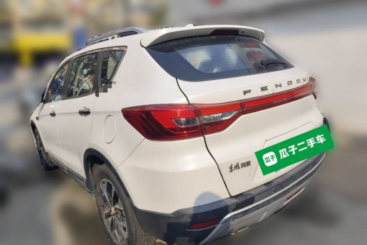 Used Dongfeng Fengdu MX5 2016 2.0L Automatic Flagship Edition
