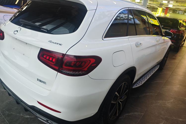 Used Mercedes-Benz GLC 2020 Facelift GLC 300 L 4MATIC Dynamic Edition Rear Right 45 Deg