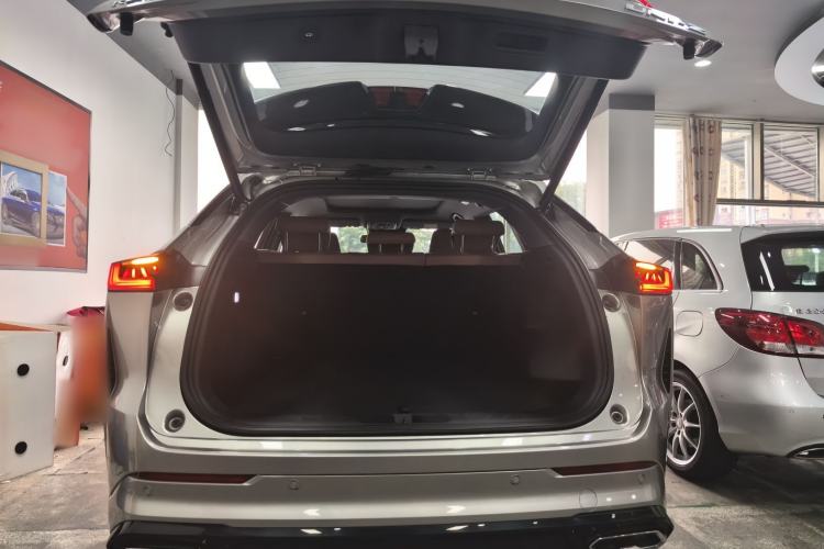 Used Changan UNI-Z New Energy 2024 Blue Whale Smart Electric iDD 125km Excellence Model
