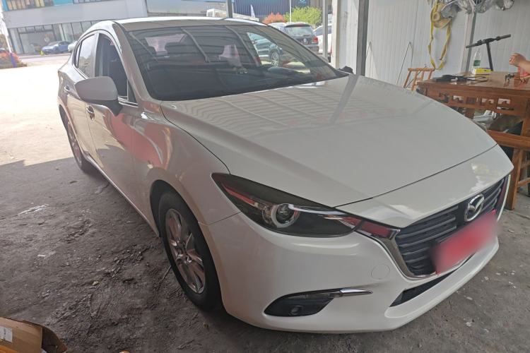 Used Mazda 3 Axela 2017 Sedan 1.5L Automatic Luxury Model Emission Standard China V Front Right 45 Deg