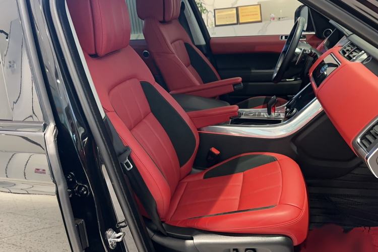 Used Land Rover Range Sport 2022 3.0 L6 YAO Black Edition Right Front Seat