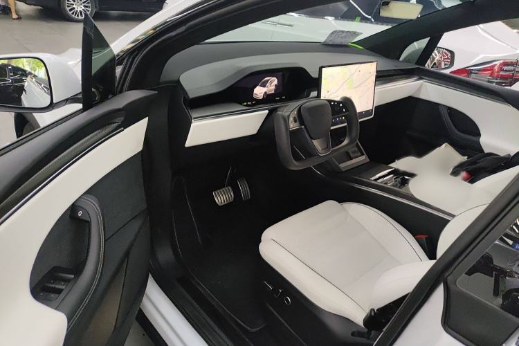 Used Tesla Model X 2023 Three-Motor All-Wheel-Drive Plaid Version
